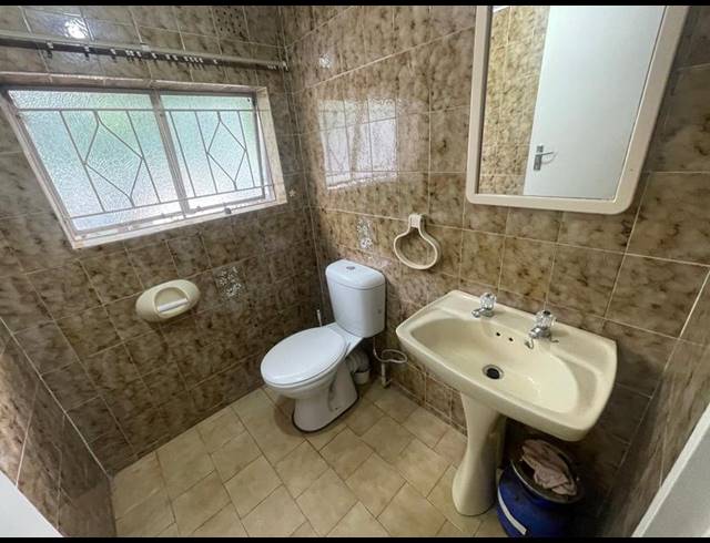 2 BEDROOM DUPLEX FOR SALE IN FOREST HILL